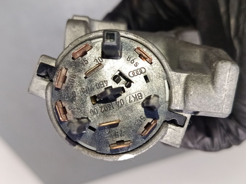 Recambio de clausor para volkswagen new beetle descapotable (1y7) 2.0 referencia OEM IAM 4B0905851GHF2  