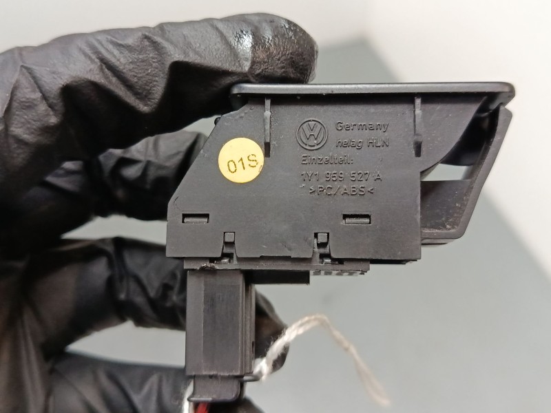 Recambio de mando elevalunas delantero derecho para volkswagen new beetle descapotable (1y7) 2.0 referencia OEM IAM 1H0959855  