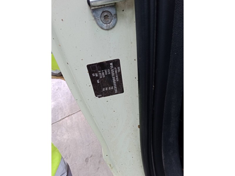 opel corsa d (s07) del año 2011