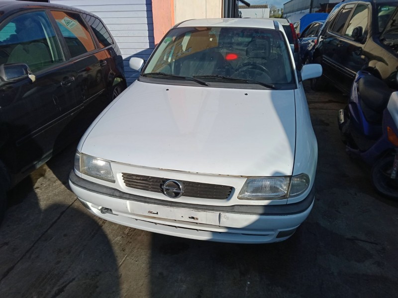 opel astra f hatchback (t92) del año 1997