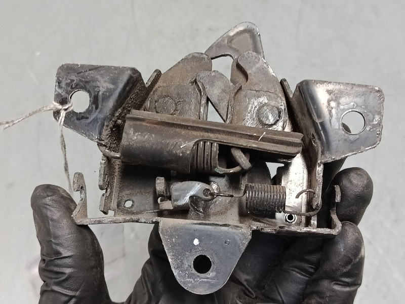 Recambio de cerradura capo para hyundai santa fé ii (cm) 2.2 crdi referencia OEM IAM   