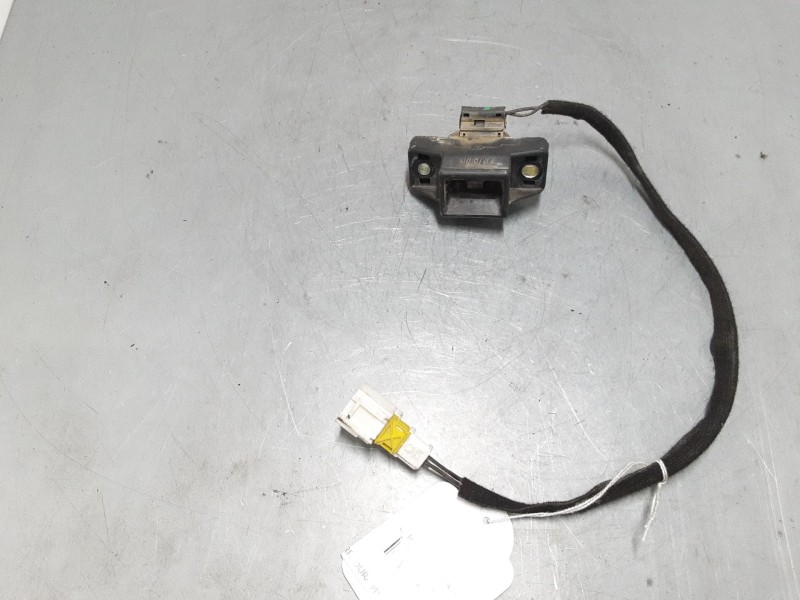 Recambio de cerradura maletero / porton para renault clio ii (bb_, cb_) 1.5 dci (b/cb08) referencia OEM IAM   