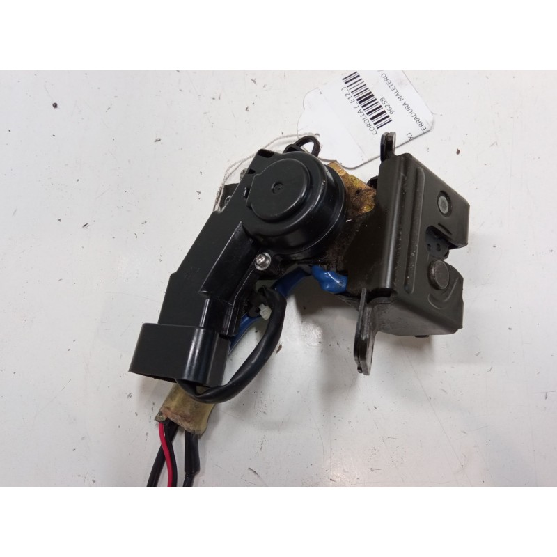 Recambio de cerradura maletero / porton para toyota corolla (_e12_) 2.0 d-4d (cde120r_, cde120l_) referencia OEM IAM   