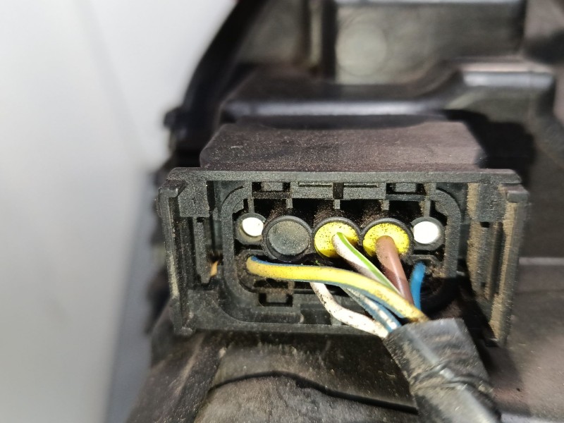 Recambio de faro izquierdo para mini mini (r56) cooper referencia OEM IAM Hbp016081803 0301225303 