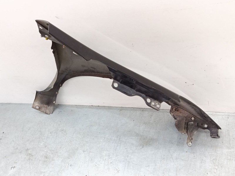 Recambio de aleta delantera izquierda para nissan note (e11, ne11) 1.6 referencia OEM IAM F31019U0M0  