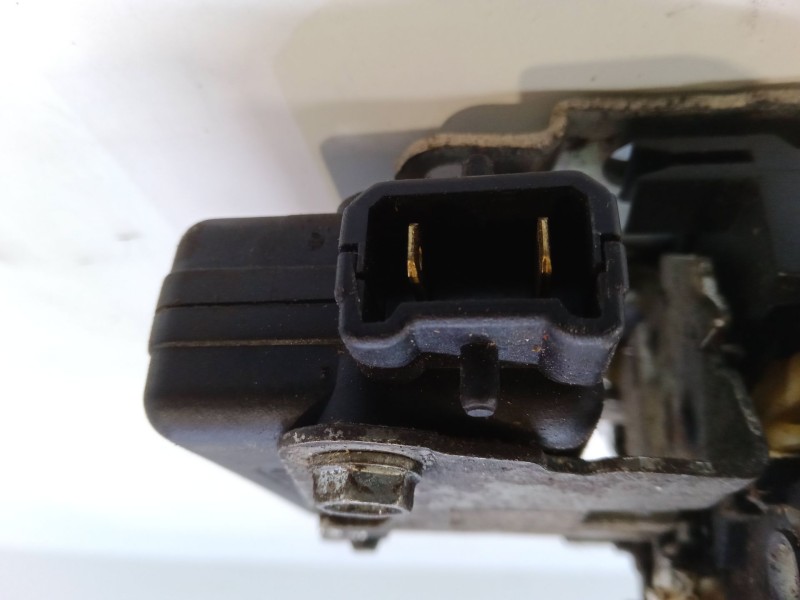 Recambio de cerradura puerta delantera derecha para dacia sandero 1.2 16v referencia OEM IAM    Recambio de cerradura puerta delantera derecha para dacia sandero 1.2 16v referencia OEM IAM