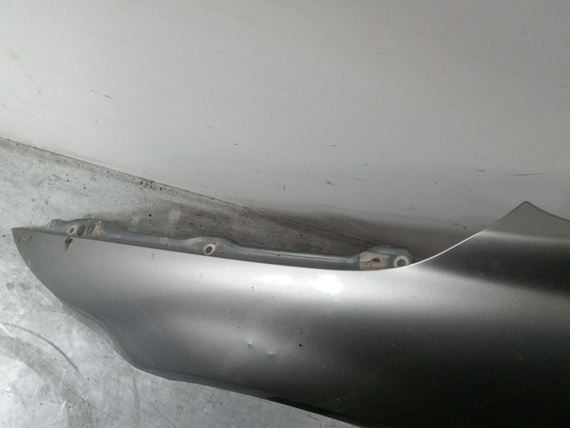 Recambio de aleta delantera izquierda para mazda 6 hatchback (gg) 2.0 di (gg14) referencia OEM IAM GJ6A52211D  