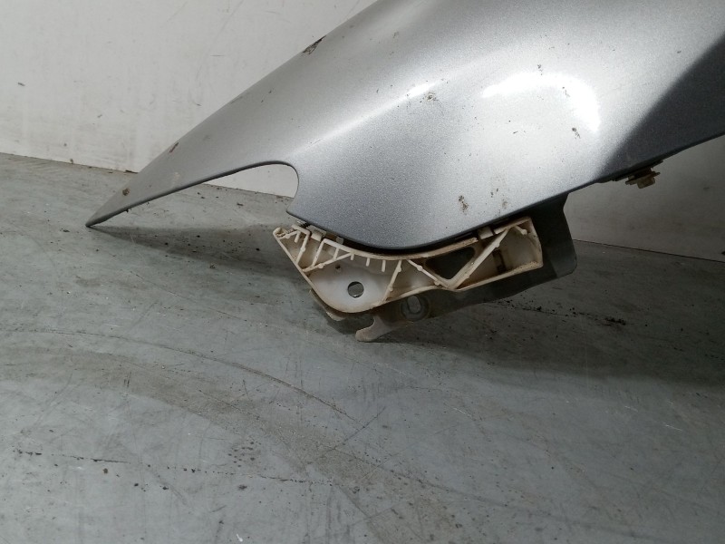 Recambio de aleta delantera izquierda para mazda 6 hatchback (gg) 2.0 di (gg14) referencia OEM IAM GJ6A52211D  