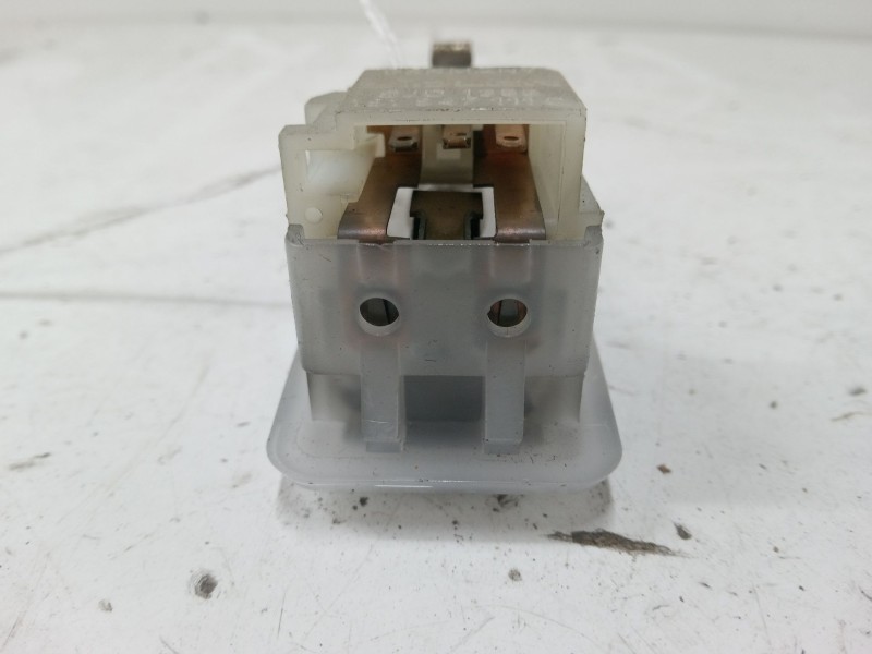 Recambio de luz interior delantera para volkswagen golf 1.8 gl 19 rv - 2e referencia OEM IAM   