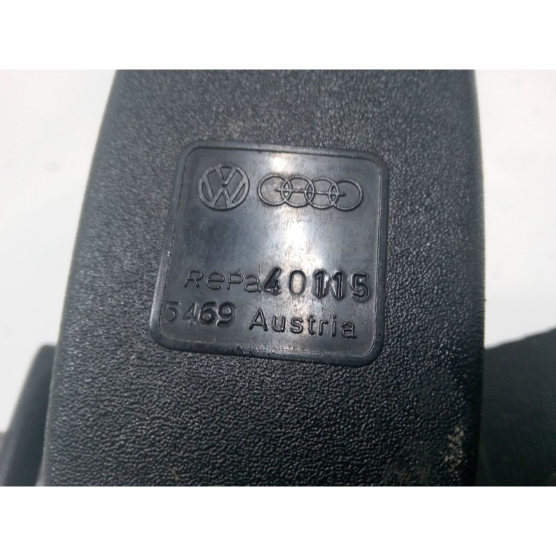 Recambio de anclaje cinturon delantero izquierdo para volkswagen golf 1.8 gl 19 rv - 2e referencia OEM IAM   
