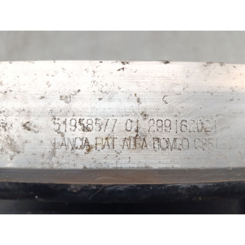 Recambio de refuerzo paragolpes delantero para jeep renegade suv (bu, b1, bv) 1.0 t-gdi referencia OEM IAM 51958577  