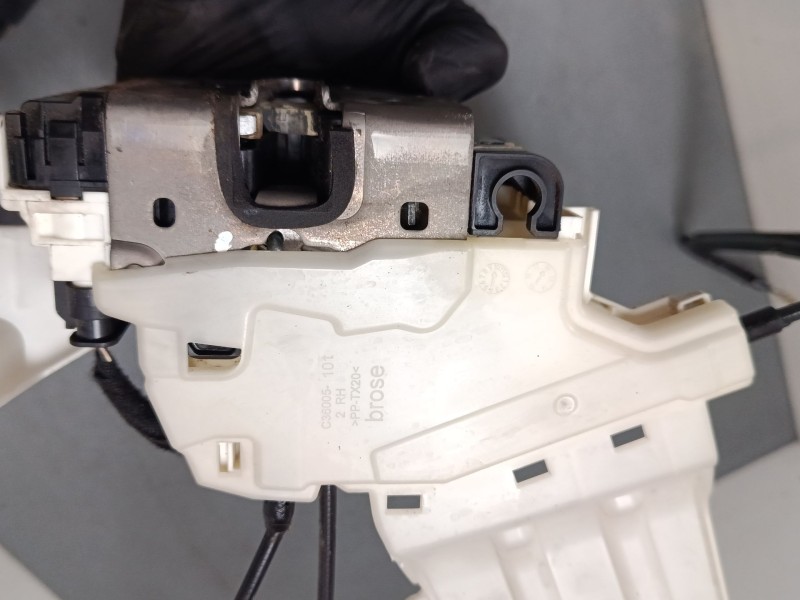 Recambio de cerradura puerta delantera derecha para jeep renegade suv (bu, b1, bv) 1.0 t-gdi referencia OEM IAM 52139900  