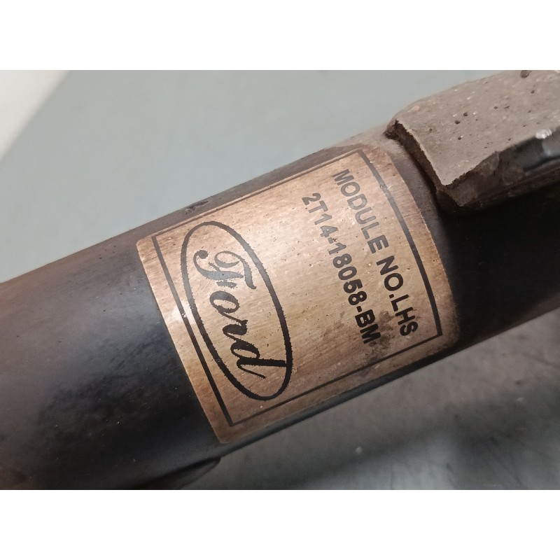 Recambio de amortiguador delantero izquierdo para ford tourneo connect 1.8 tdci /tddi /di referencia OEM IAM 2T1418058BM  