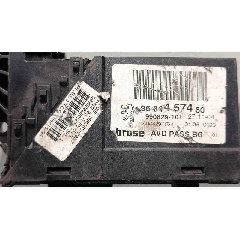 Recambio de motor elevaluna delantero derecho para peugeot 307 (3a/c) 1.6 hdi 110 referencia OEM IAM 9634457480  