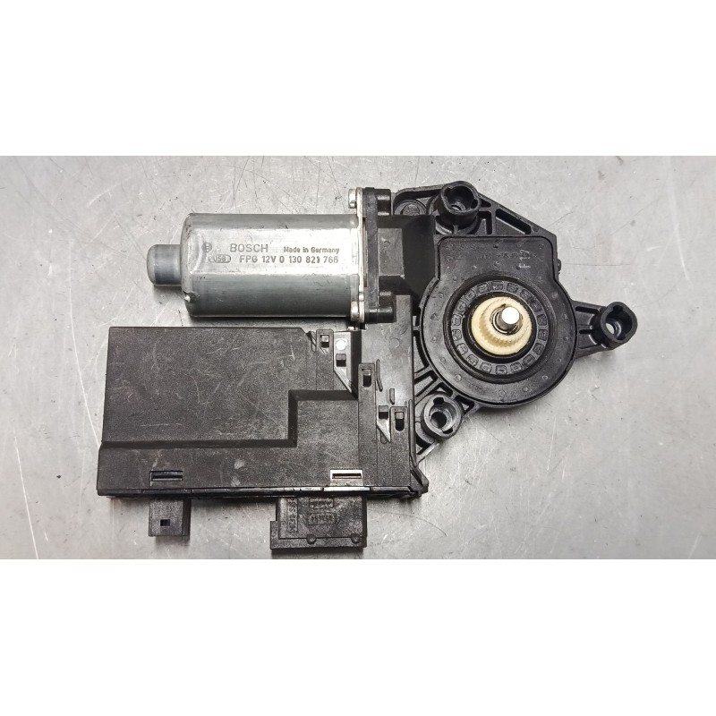Recambio de motor elevaluna delantero derecho para peugeot 307 (3a/c) 1.6 hdi 110 referencia OEM IAM 9634457480  