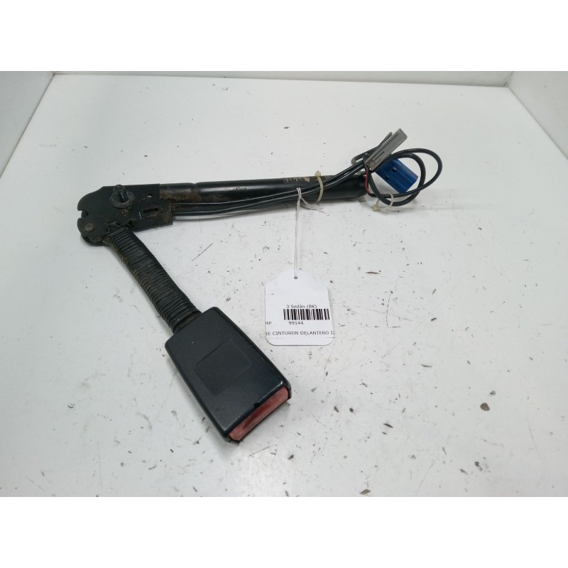 Recambio de anclaje cinturon delantero izquierdo para mazda 3 sedán (bk) 1.6 di turbo (bk12y) referencia OEM IAM   