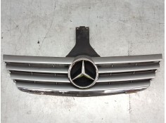 Recambio de rejillas capo para mercedes-benz clase c coupé (cl203) c 220 cdi (203.708) referencia OEM IAM A2038890190  