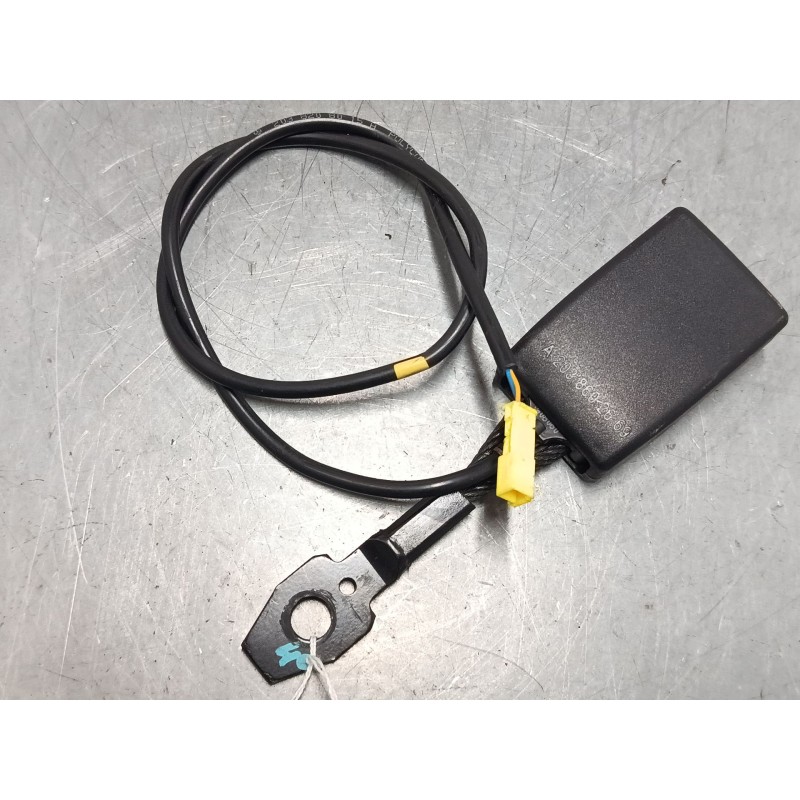 Recambio de anclaje cinturon delantero derecho para mercedes-benz clase c coupé (cl203) c 220 cdi (203.708) referencia OEM IAM A