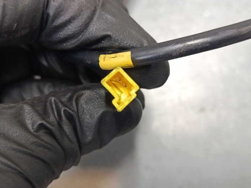 Recambio de anclaje cinturon delantero izquierdo para mercedes-benz clase c coupé (cl203) c 220 cdi (203.708) referencia OEM IAM