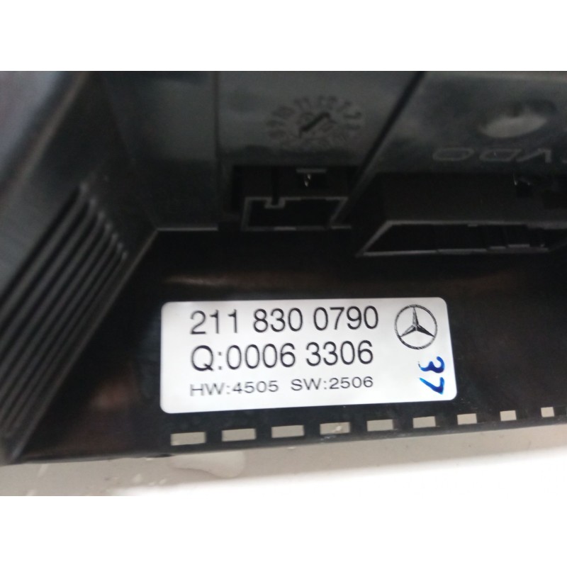 Recambio de mando climatizador para mercedes-benz clase e (w211) e 200 kompressor (211.041) referencia OEM IAM 2118300790  