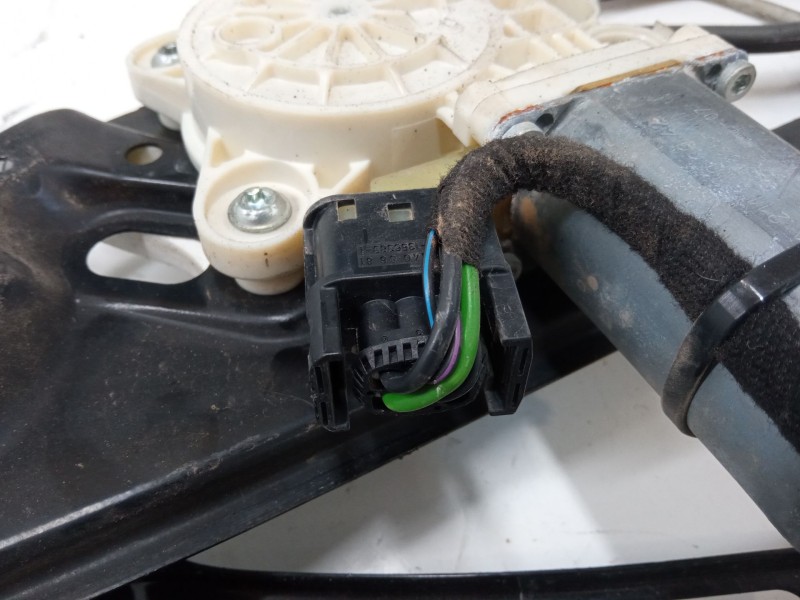 Recambio de elevalunas electrico delantero izquierdo para mercedes-benz clase e (w211) e 200 kompressor (211.041) referencia OEM