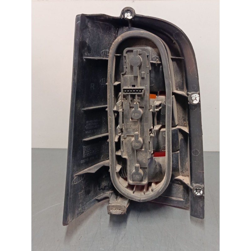 Recambio de piloto trasero derecho para mercedes-benz vito furgoneta (w638) 110 d 2.3 (638.074, 638.078) referencia OEM IAM 0844