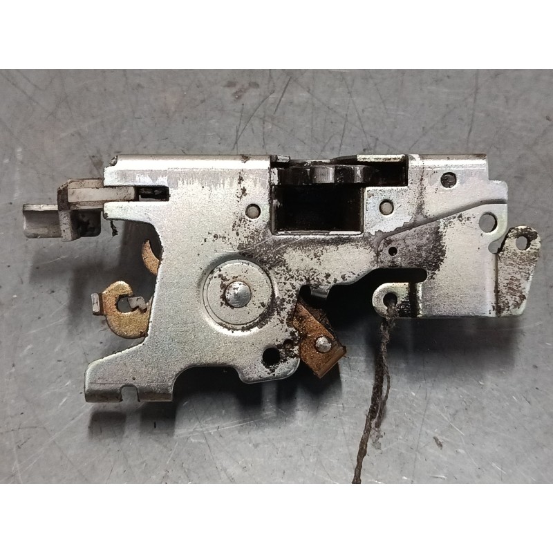 Recambio de cerradura puerta delantera derecha para mercedes-benz vito furgoneta (w638) 110 d 2.3 (638.074, 638.078) referencia 