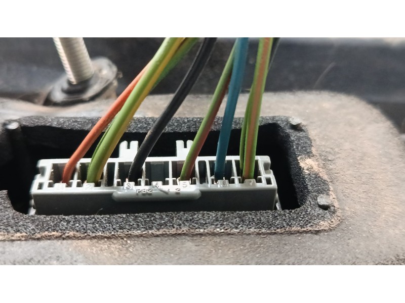 Recambio de piloto trasero izquierdo para ford c-max (dm2) 1.6 tdci referencia OEM IAM M5113N411AA  