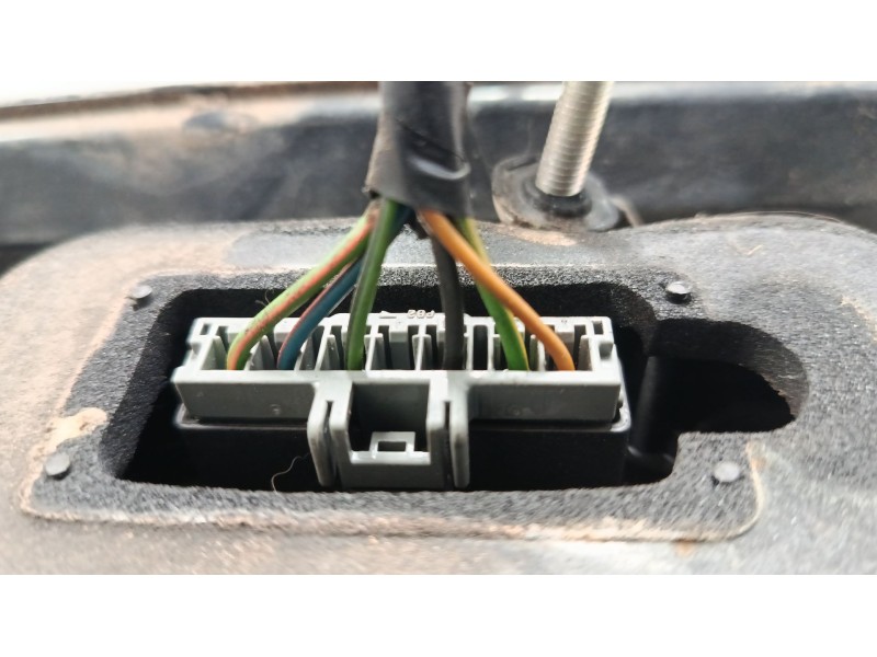 Recambio de piloto trasero derecho para ford c-max (dm2) 1.6 tdci referencia OEM IAM m5113n411aa  