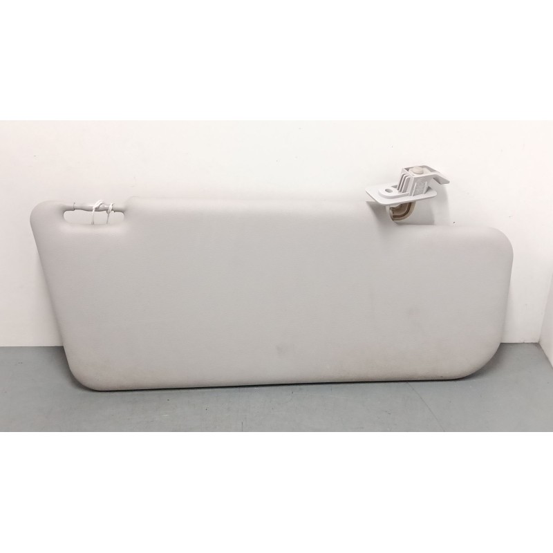 Recambio de parasol izquierdo para fiat panda / panda classic (169_) 1.2 (169.axb11, 169.axb1a) referencia OEM IAM   