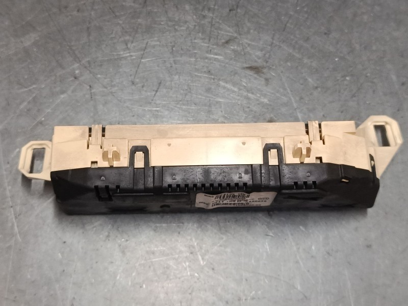 Recambio de pantalla multifuncion para citroën c4 i sedán 1.6 hdi referencia OEM IAM 9662226080  