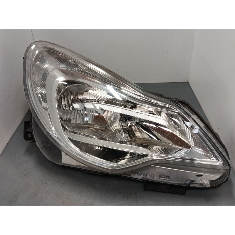 Recambio de faro derecho para opel corsa d (s07) 1.3 cdti (l08, l68) referencia OEM IAM 95511328 90023427 