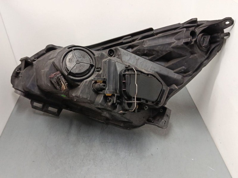 Recambio de faro derecho para opel corsa d (s07) 1.3 cdti (l08, l68) referencia OEM IAM 95511328 90023427 