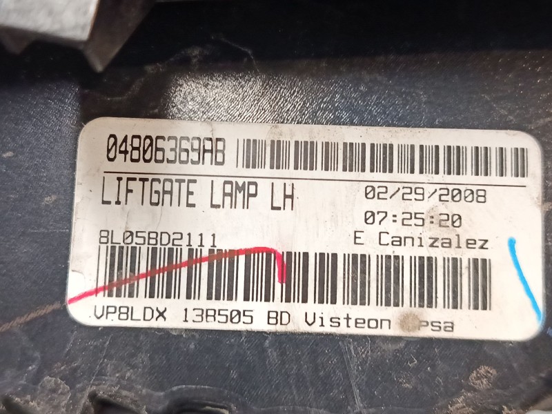 Recambio de piloto trasero porton izquierdo para dodge journey 2.0 crd referencia OEM IAM 04806369AB  