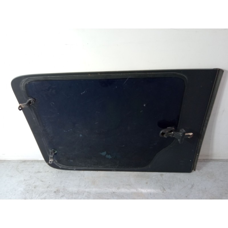 Recambio de luna corredera derecha para peugeot partner monospace (5_, g_) 2.0 hdi referencia OEM IAM   