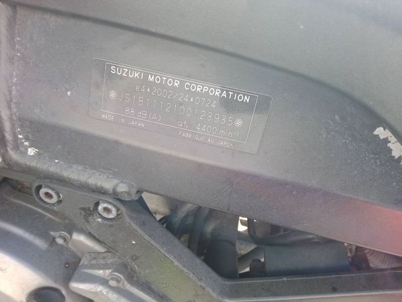 suzuki dl del año 2011