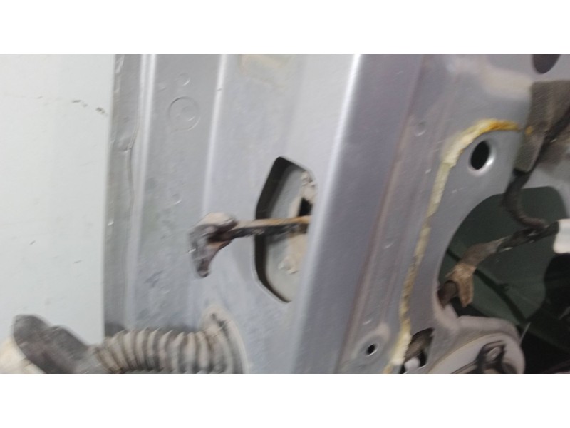 Recambio de puerta delantera derecha para peugeot partner tepee 1.6 hdi 90 referencia OEM IAM   