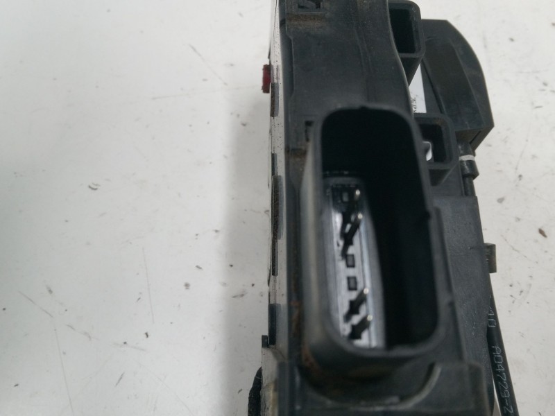 Recambio de cerradura puerta trasera derecha para hyundai ix20 (jc) 1.4 crdi referencia OEM IAM   