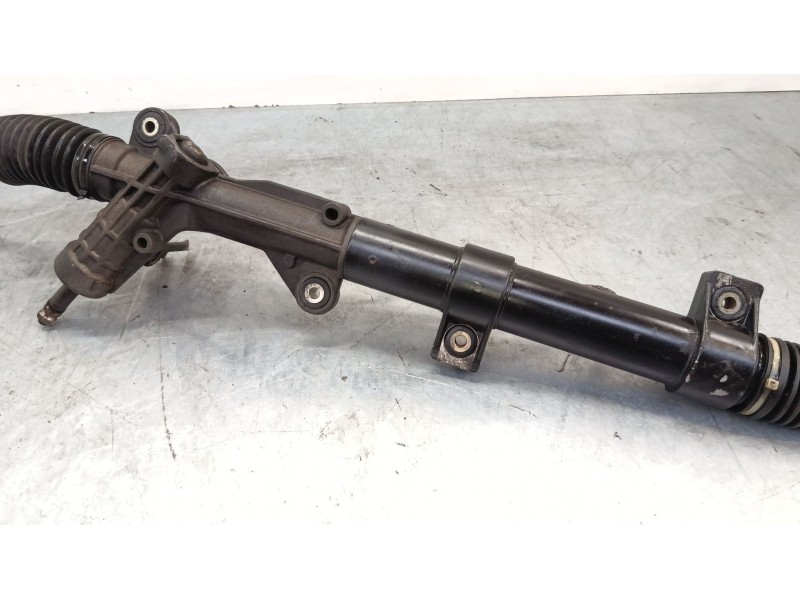 Recambio de cremallera direccion para mercedes-benz vito furgoneta (w638) 110 d 2.3 (638.074, 638.078) referencia OEM IAM A63846