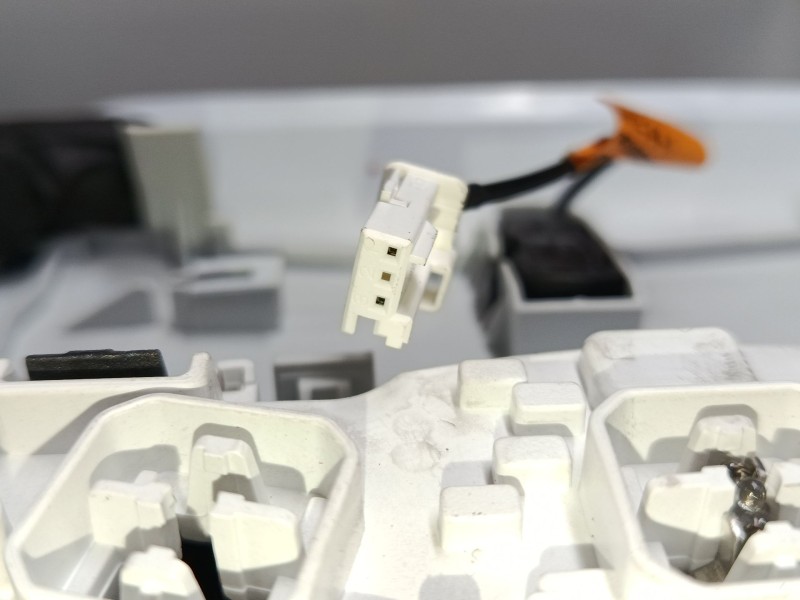 Recambio de luz interior delantera para peugeot 2008 i (cu_) 1.6 hdi referencia OEM IAM 9674441377  