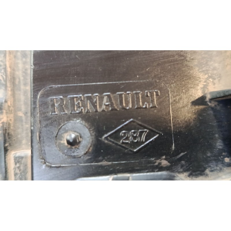 Recambio de faro derecho para renault scénic i monospace (ja0/1_, fa0_) 1.4 16v (ja0d, ja1h, ja0w, ja10) referencia OEM IAM 7700