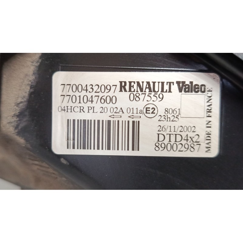 Recambio de faro derecho para renault scénic i monospace (ja0/1_, fa0_) 1.4 16v (ja0d, ja1h, ja0w, ja10) referencia OEM IAM 7700