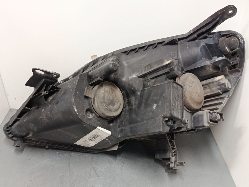 Recambio de faro derecho para opel zafira / zafira family b (a05) 1.9 cdti (m75) referencia OEM IAM 13252473RH  
