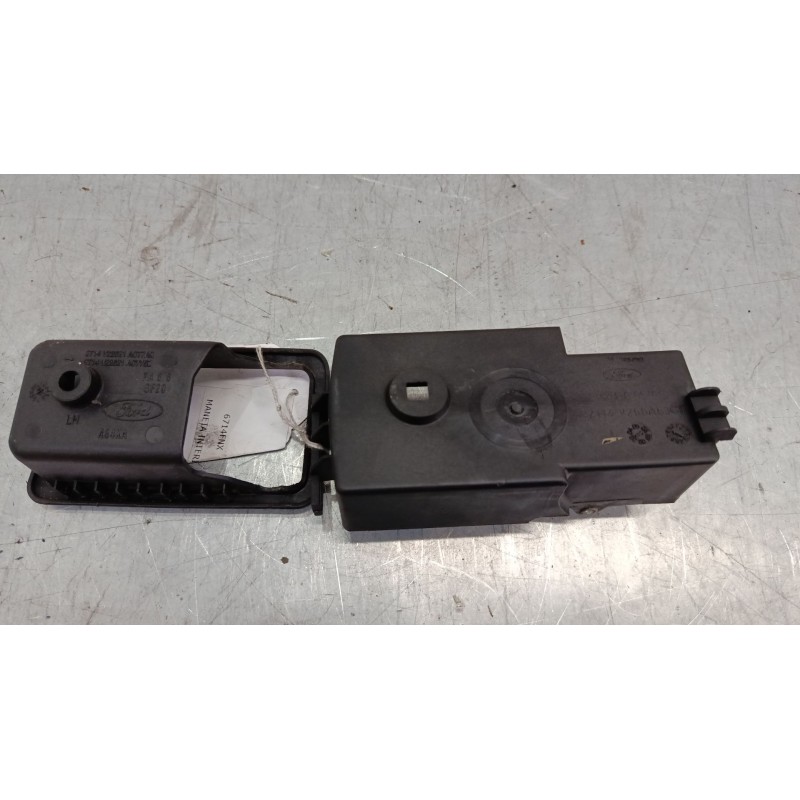 Recambio de maneta interior puerta delantera izquierda para ford tourneo connect 1.8 tdci referencia OEM IAM   