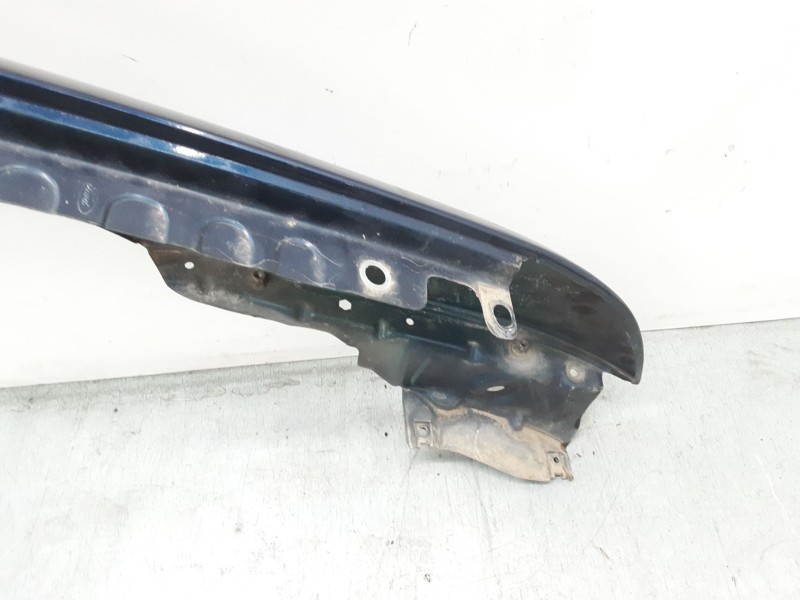 Recambio de aleta delantera izquierda para ford mondeo iii sedán (b4y) 2.0 tdci referencia OEM IAM 1204739  