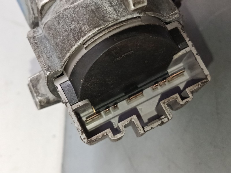 Recambio de clausor para ford mondeo iii sedán (b4y) 2.0 tdci referencia OEM IAM   