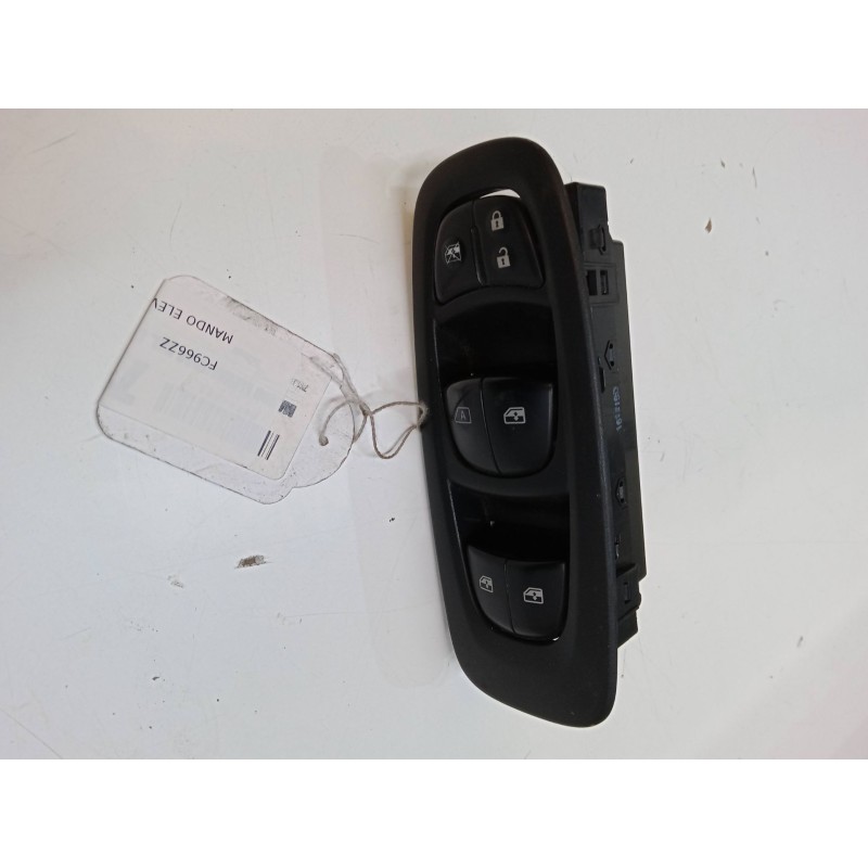 Recambio de mando elevalunas delantero izquierdo para renault kadjar (ha_, hl_) 1.5 dci 110 (hla3) referencia OEM IAM   
