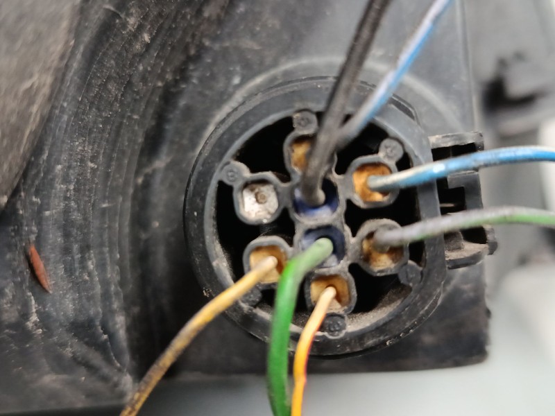 Recambio de faro izquierdo para peugeot bipper (aa_) 1.4 hdi referencia OEM IAM 45570383 04557099900010 