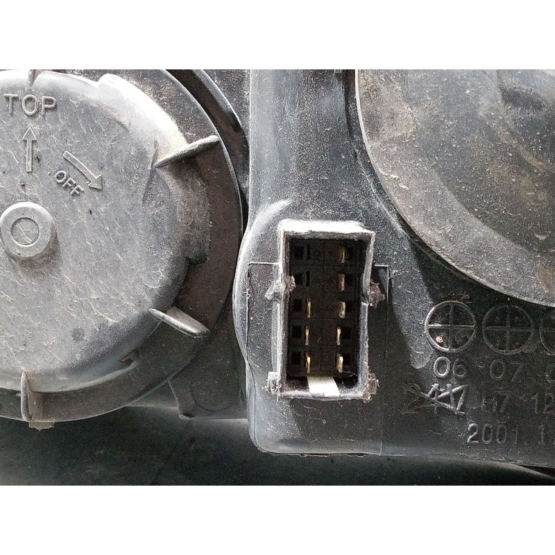 Recambio de faro derecho para opel corsa c (x01) 1.2 (f08, f68) referencia OEM IAM 09114330  