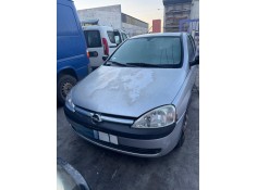 opel corsa c (x01) del año 2001